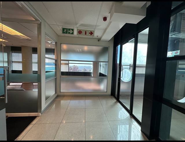 248M² OFFICE TO LET IN SANDTON CENTRAL